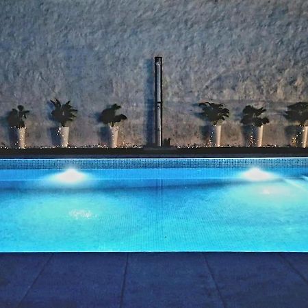 La Casa Del Arbol Villa Fuentiduena de Tajo Екстериор снимка