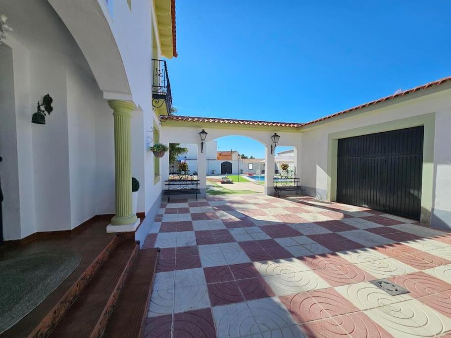 La Casa Del Arbol Villa Fuentiduena de Tajo Екстериор снимка