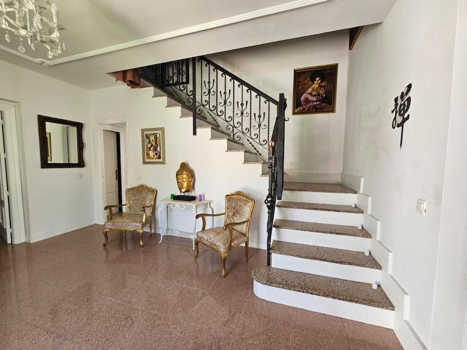 La Casa Del Arbol Villa Fuentiduena de Tajo Екстериор снимка